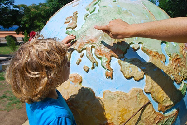 Trucos para enseñar a un niño a leer mapas de forma sencilla